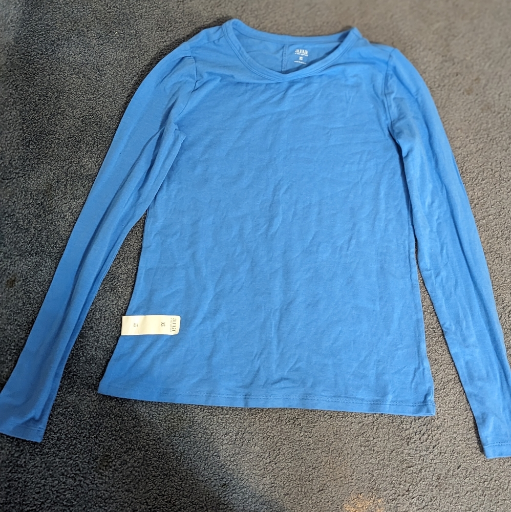 NWT Women's a.n.a long sleeve top XS